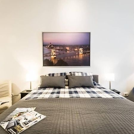 Perfectly Located, Renewed And Cozy Apartment Budapeste Exterior foto