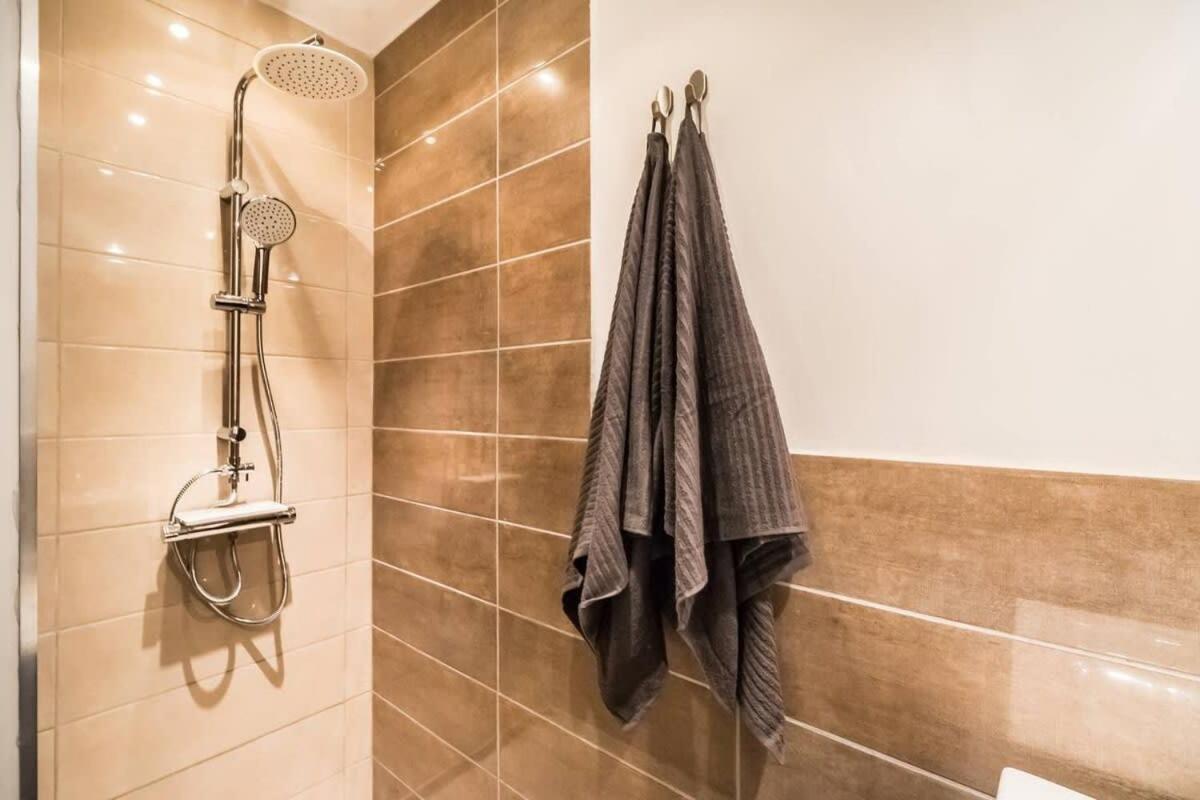 Perfectly Located, Renewed And Cozy Apartment Budapeste Exterior foto