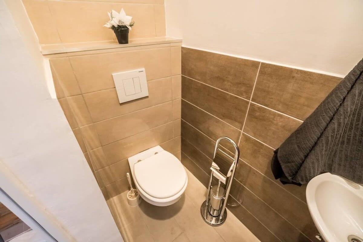 Perfectly Located, Renewed And Cozy Apartment Budapeste Exterior foto